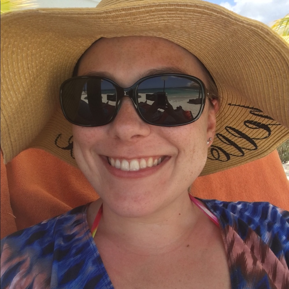 Meet your Posher, Kelly